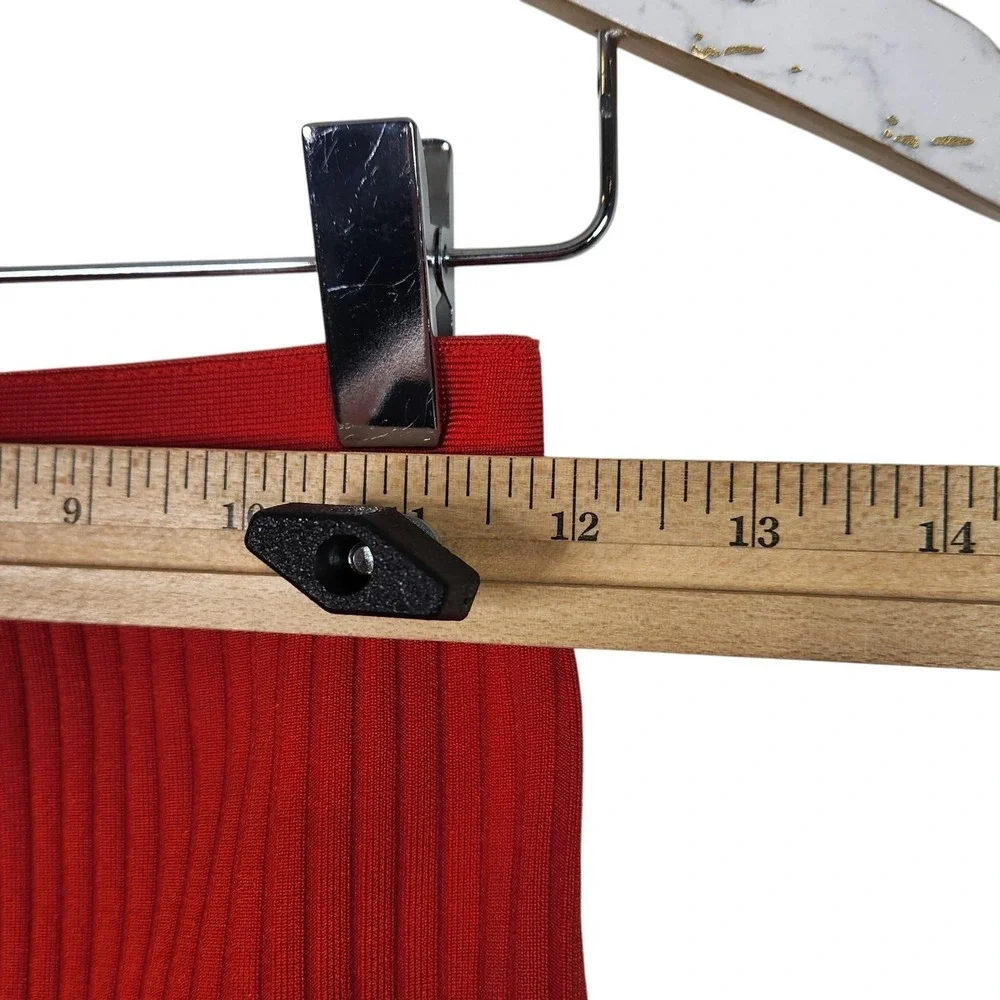 SUPERDOWN‎ Akeela Skirt Womens Small Red Ribbed Knit Midi Pencil Slit Zip
